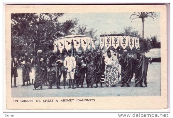 LOT-KO , DAHOMEY , Un Groupe De Chefs A Abomey ( Carte Tryptique ) - Dahomey