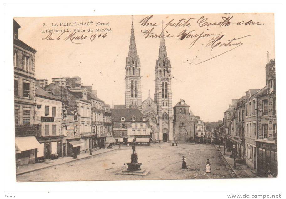 LA FERTE MACE 61 L´EGLISE ET LA PLACE DU MARCHE - La Ferte Mace