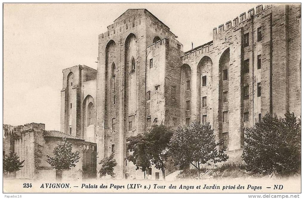 84 - Avignon - Palais Des Papes (XIVe S.) Tour Des Anges Et Jardin Privé Des Papes - ND 234- (non Circulée) - Avignon (Palais & Pont)