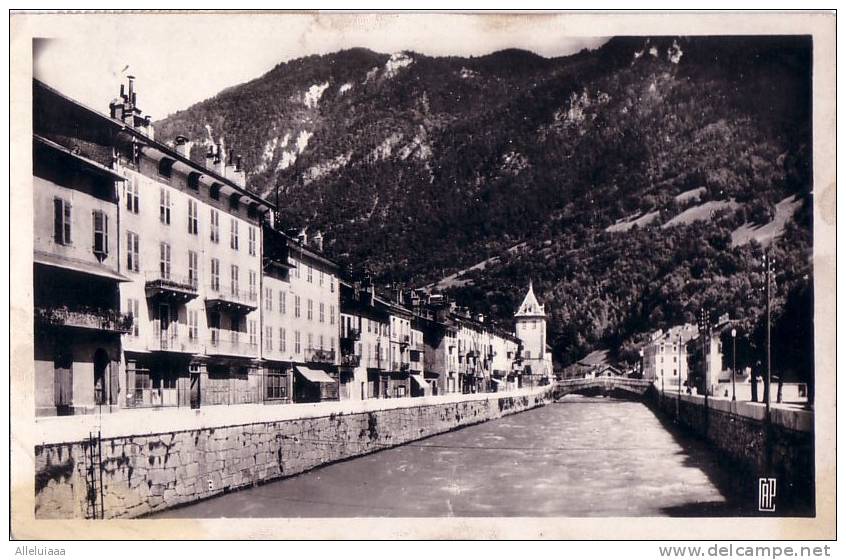 CPA Belle Carte FRANCE Moutiersles Quais De L'isere - REAL PHOTO - - Moutiers