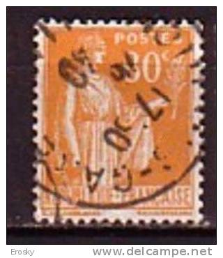 M0414 - FRANCE Yv N°366 - 1932-39 Paz