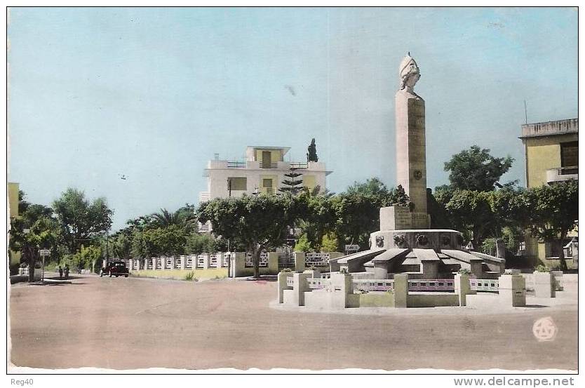 ALGERIE - GUELMA - Le Monument Aux Morts - Guelma