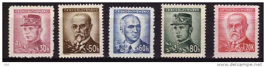 Tchécoslovaquie 1945-1947 N°Y.T. : 403 à 406 Et 407* - Unused Stamps