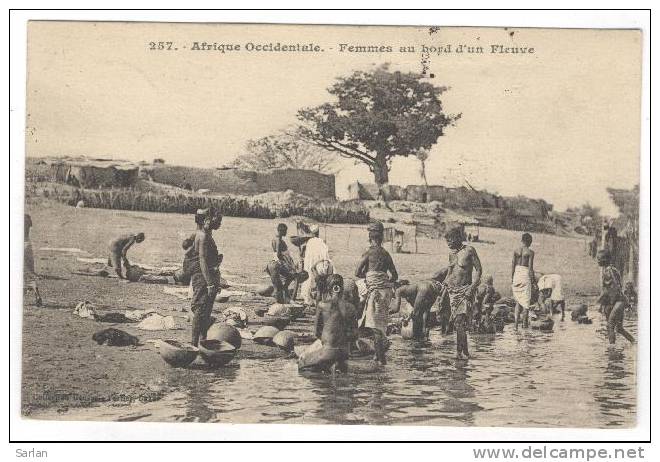 LOT-KO , AFRIQUE OCCIDENTALE, Femmes Au Bord D'un Fleuve, Collection Fortier, Dakar - Non Classés