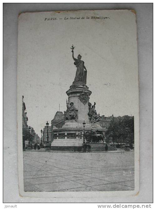 PARIS - La Statue De La République - Arrondissement: 03