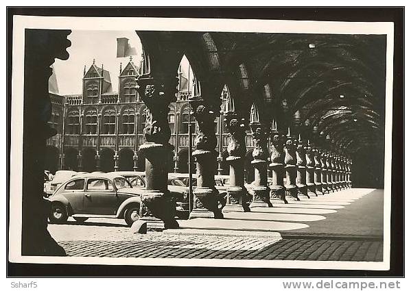 VOLKSWAGEN Vieilles Voiture LIÈGE Cour Du Palais Des Princes-Evêques PHOTO Env. 1955 - Liege