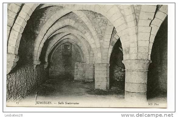 CPA 76.-Ancienne  Abbaye De JUMIEGES.-Sale Souterraine.-CVB 763 - Jumieges