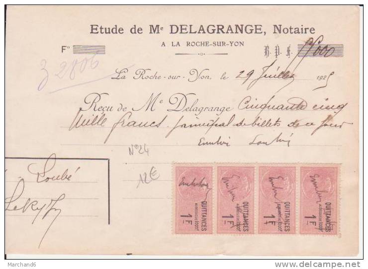 FISCAUX SUR DOCUMENT .NOTAIRE LA ROCHE SUR YON 85.QUITTANCES BANDE DE 4 TIMBRES - Covers & Documents