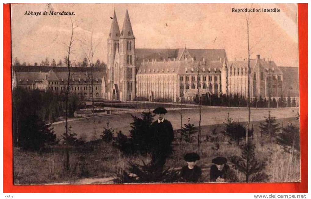 * Maredsous (Namen - Namur) * Abbaye De Maredsous, Abdij, Couvent, Klooster, Enfants, Children, Kind, Old - Anhée