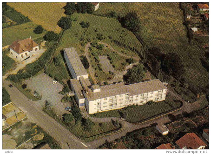 Carte Postale 46. Figeac  Vue D'avion Trés Beau Plan - Figeac