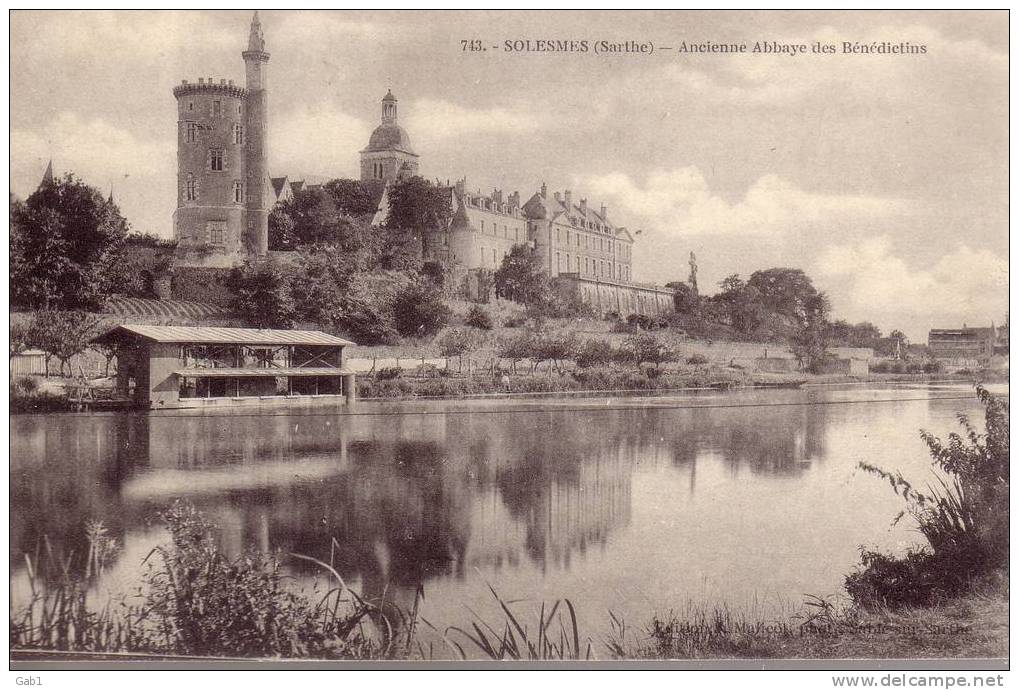 72 --- Solesmes --- ANCIENNE ABBAYE DES BENEDICTINS - Solesmes