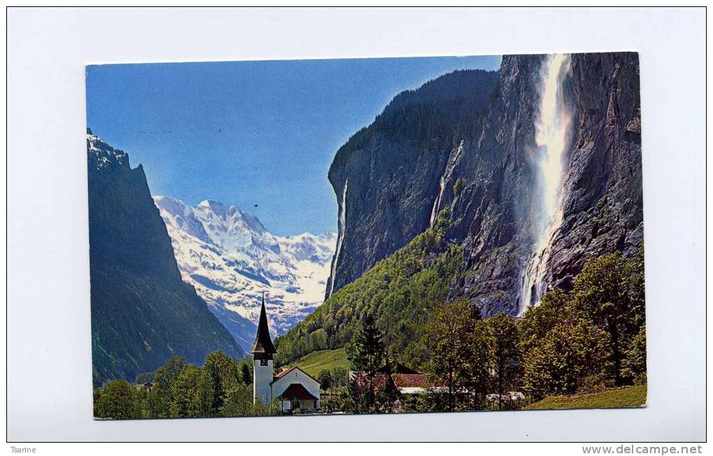 Suisse : Lauterbrunnen  Staubbachfall Mit Kirche Und Grosshorn - Lauterbrunnen