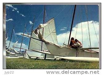 Jolie CP Tahiti Pirogues à Voiles Pour Les Fêtes De Juillet - écrite Ed Du Pacifique Mexichrome 160 - Tahiti