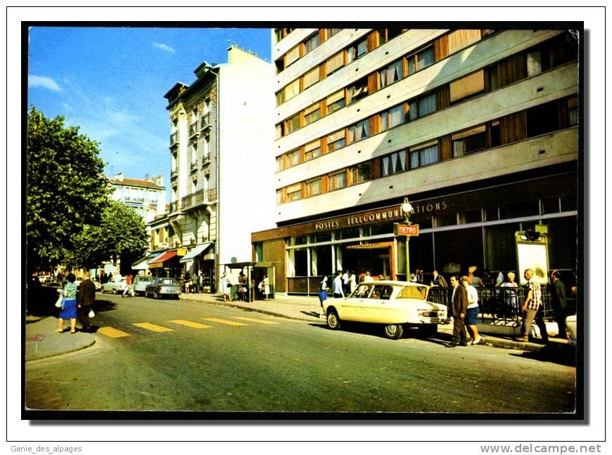 93 LES LILAS, Postes Télécommunications, Voiture Citroën Ami 6, Animée, CPSM 10x15, Ed Raymon, écrite 1979 - Les Lilas