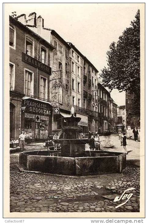 30 - GARD - LE VIGAN - PLACE De BONALD - FONTAINE - PHARMACIE SEGONZAC - RUE De L'HORLOGE - Le Vigan