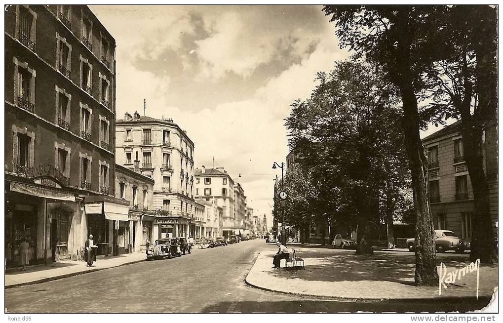 CP 92 MONTROUGE L'avenue De La République Et Le Carrefour De L'horloge (citroen,charcuterie H.COQUET,café Du Cinéma) - Montrouge