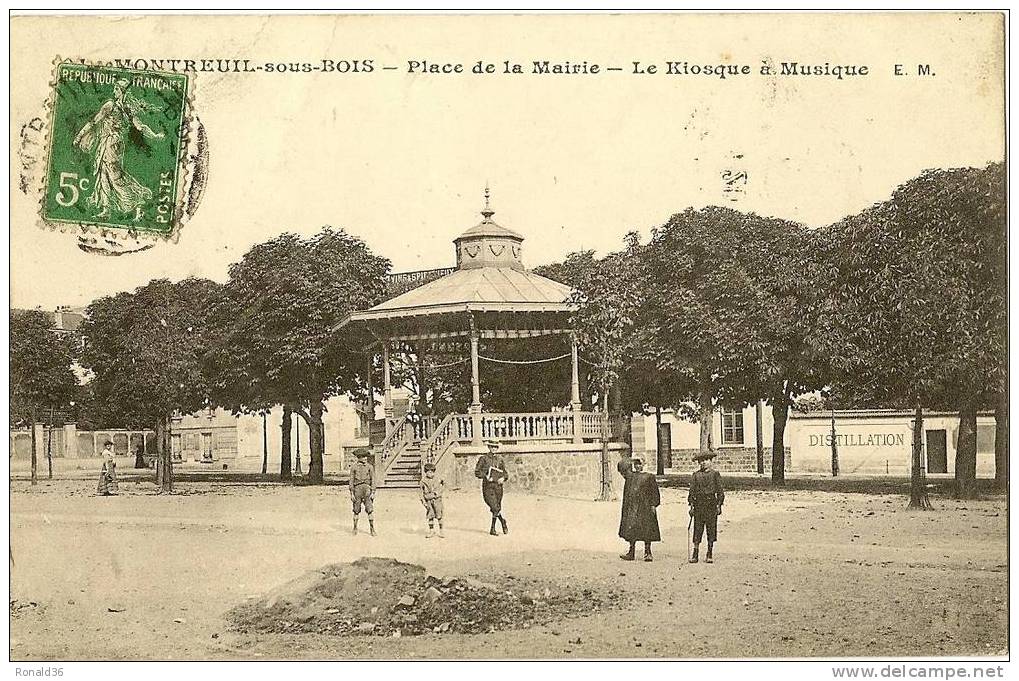 CP 93 MONTREUIL  Place De La République Le Kiosque à Musique (distillation)adr à Mr GAZEAU Rue Mousseau Chateau - Montreuil