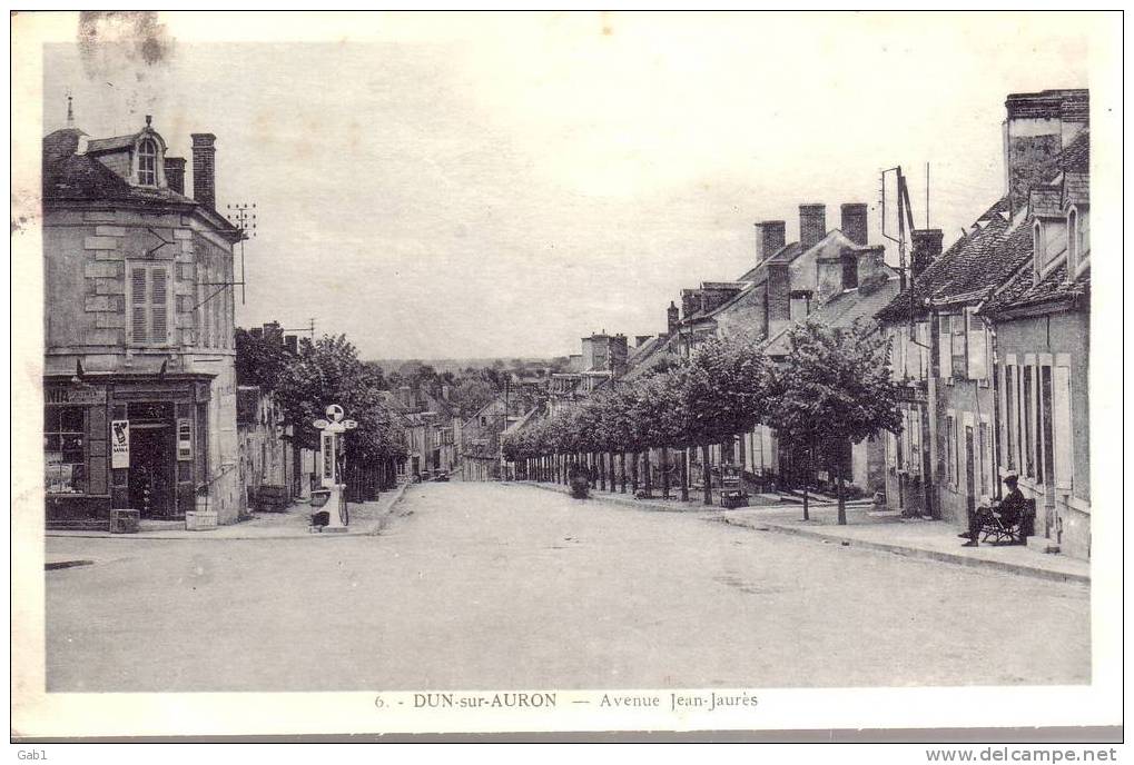 18 --- Dun - Sur - Auron --- AVENUE JEAN JAURES - Dun-sur-Auron