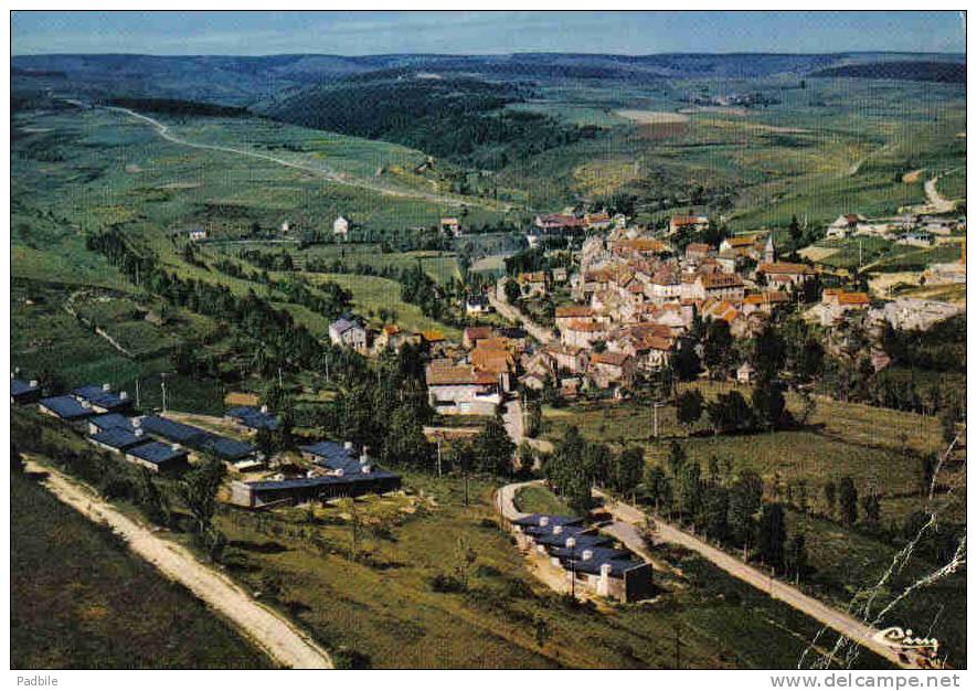 Carte Postale 48. Le Bleymard  Vue D'avion Trés Beau Plan - Le Bleymard