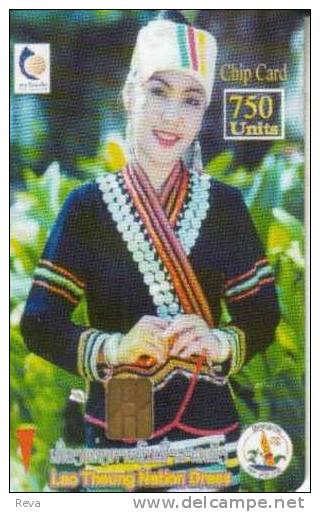 LAOS  750 U  WOMAN  IN NATIONAL  DRESS   CHIP  READ DESCRIPTION !!! - Laos