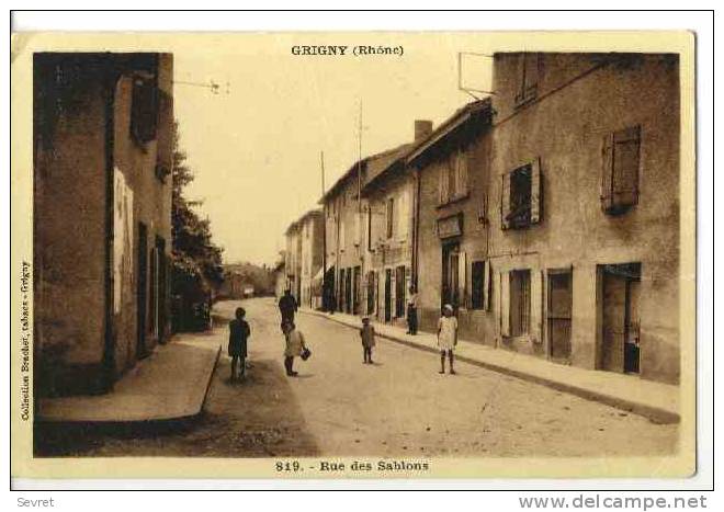 GRIGNY. - Rue Des Sablons. - Grigny