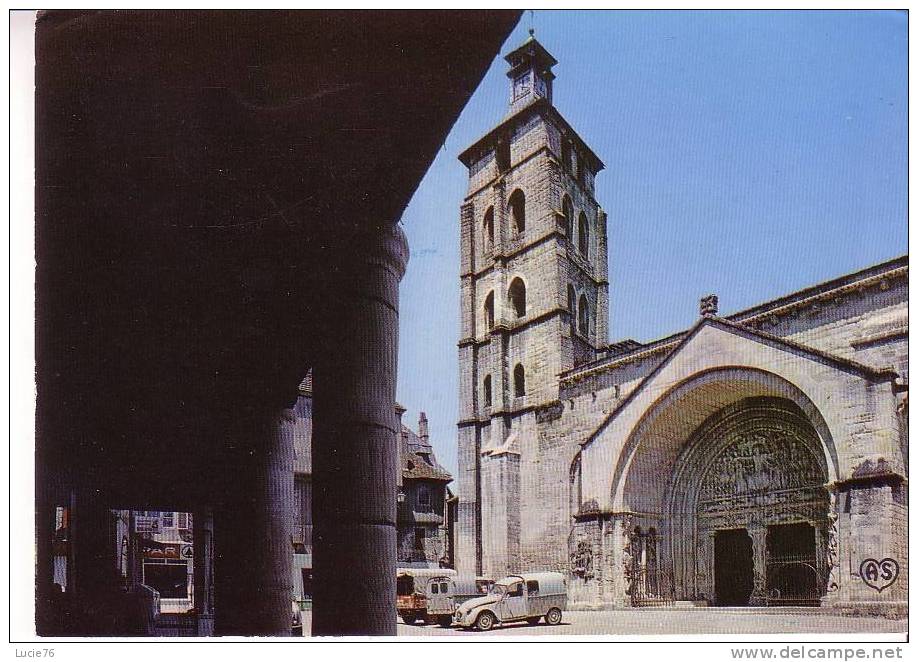 BEAULIEU SUR DORDOGNE -  Eglise Saint Pierre -  Abbatiale Du XII ème  S. - N°  19  BE 1008 - Other & Unclassified