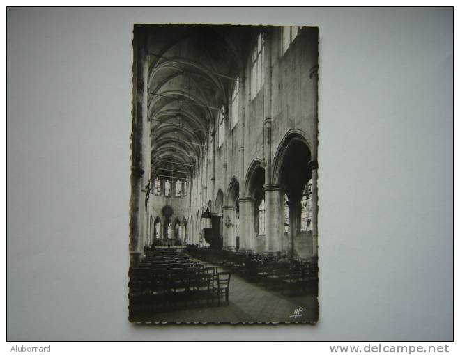 Montfort L'Amaury , Intérieur De L´Eglise St Pierre . C.p.photo 14x9 - Montfort L'Amaury