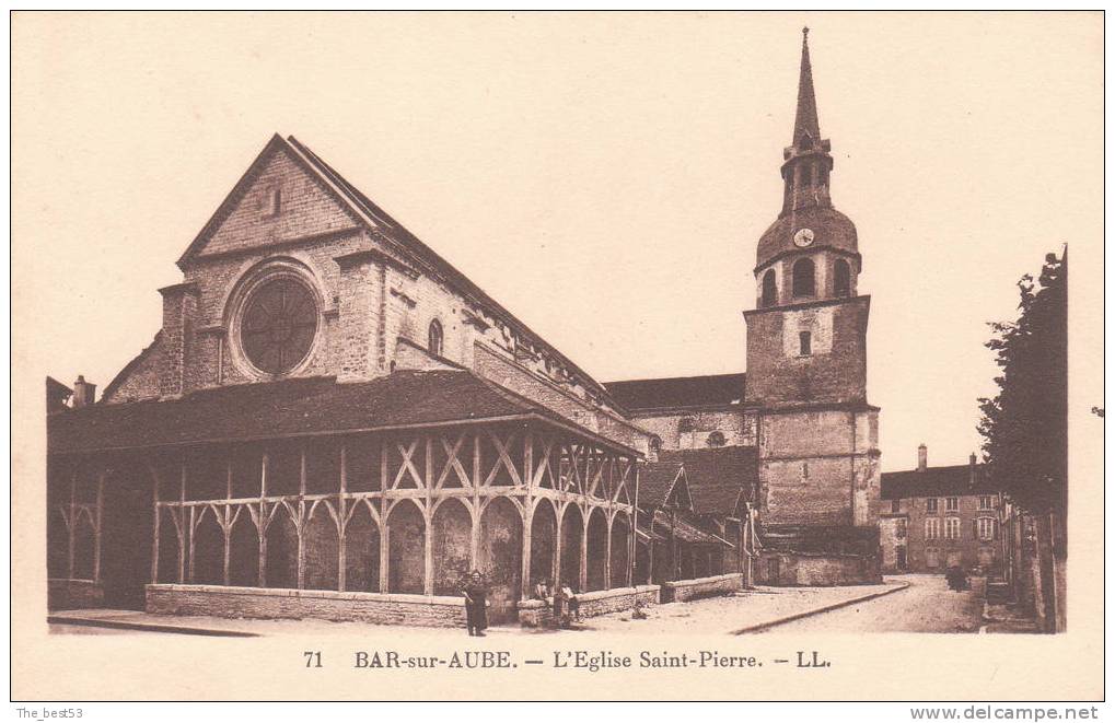 71   -   Bar Sur Aube   -   L'Eglise Saint Pierre - Bar-sur-Aube