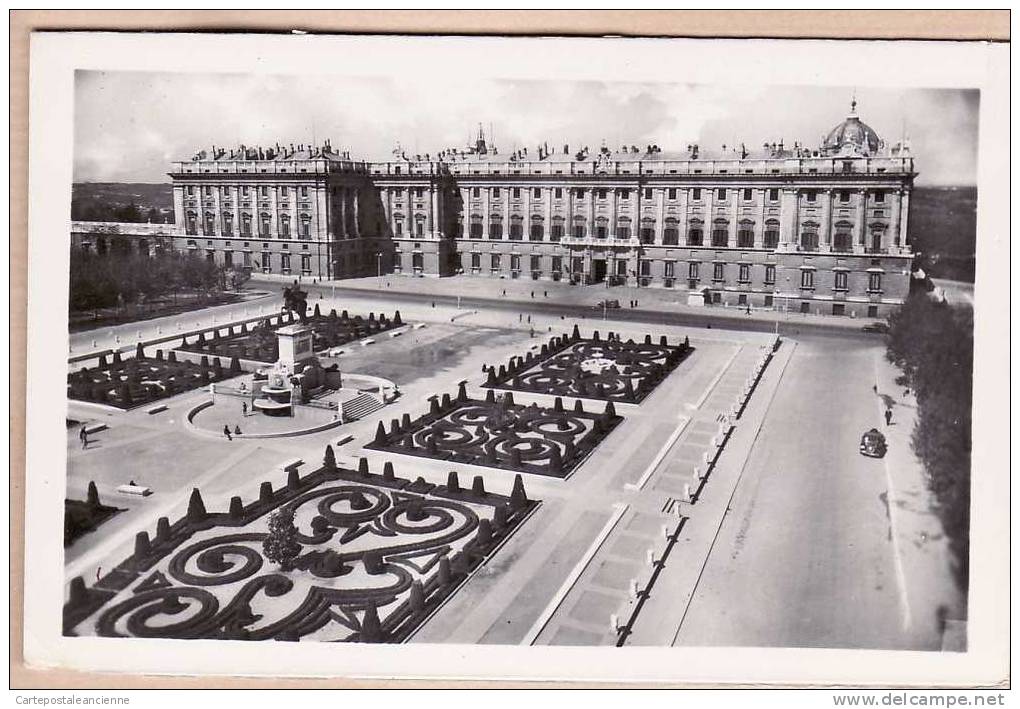 MADRID Circa 1950 PALACIO REAL PLAZA ORIENTE Palais Royal Jardins à La Française / SPAIN ESPANA SPANIEN ESPANHA /2458A - Madrid