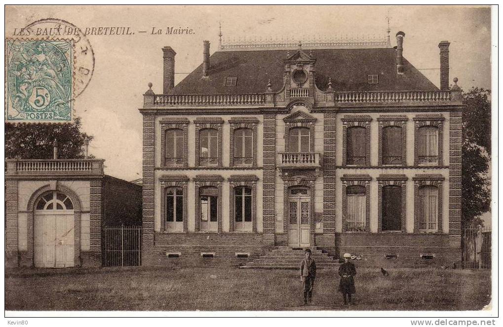 27 LES BAUX DE BRETEUIL La Mairie Cpa Animée - Breteuil