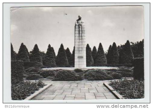 Langemark-Poelkapelle - St Julien - St Juliaan Canadian War Memorial 1914-1918 Canada - Langemark-Poelkapelle