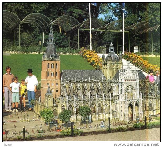 Madurodam  La Ville  Miniature  Néerlandaise  Descriptif Complet Couleur De La Maquette TBE - Otros & Sin Clasificación