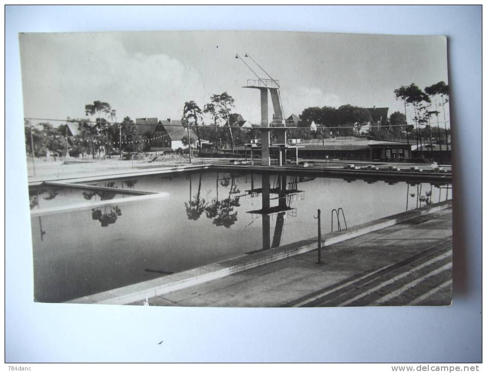 Lauchhammer - Neustadt - Schwimmstadion - Circulé - Lauchhammer