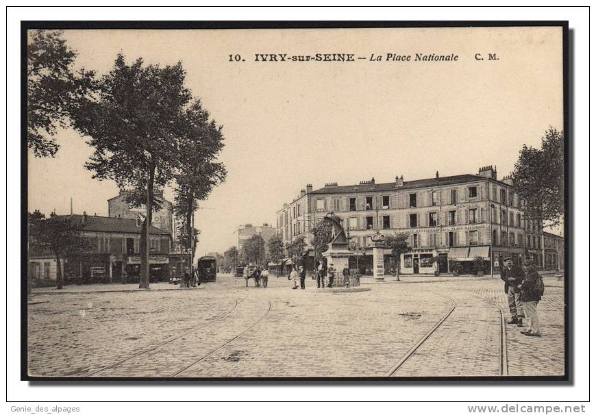 94 IVRY Sur SEINE, Place Nationale, Animée, Tramway, Attelage, Statue, Ed CM -10-écrite En 1917 - Ivry Sur Seine