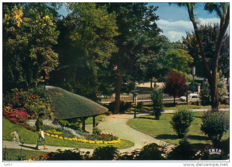 Vichy ° Station Idéale - Santé - Vacances - Parc Des Célestins - Vichy