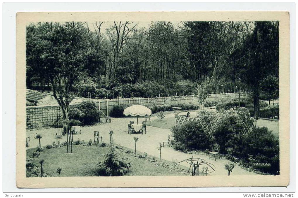 I5 - BARBIZON - "les Pléïades" - Un Coin Du Parc (vue Des Fenêtres De L'hôtel) - Barbizon