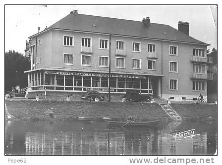 Montrichard-hôtel Bellevue-face à La Plage-4 Cv-traction-cpsm - Montrichard