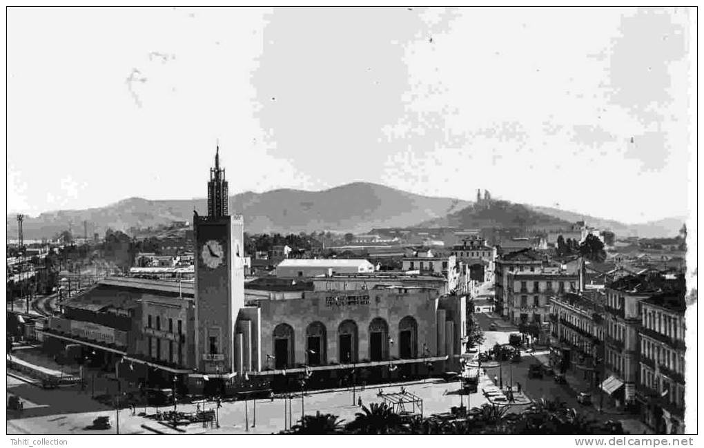 BÔNE - Place De La Gare - Annaba (Bône)