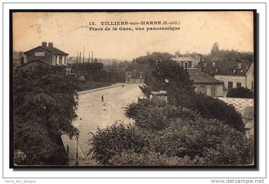 94  VILLIERS Sur MARNE, Place De La Gare, Vue Panoramique, Ed EG -13- Voyagé - Villiers Sur Marne