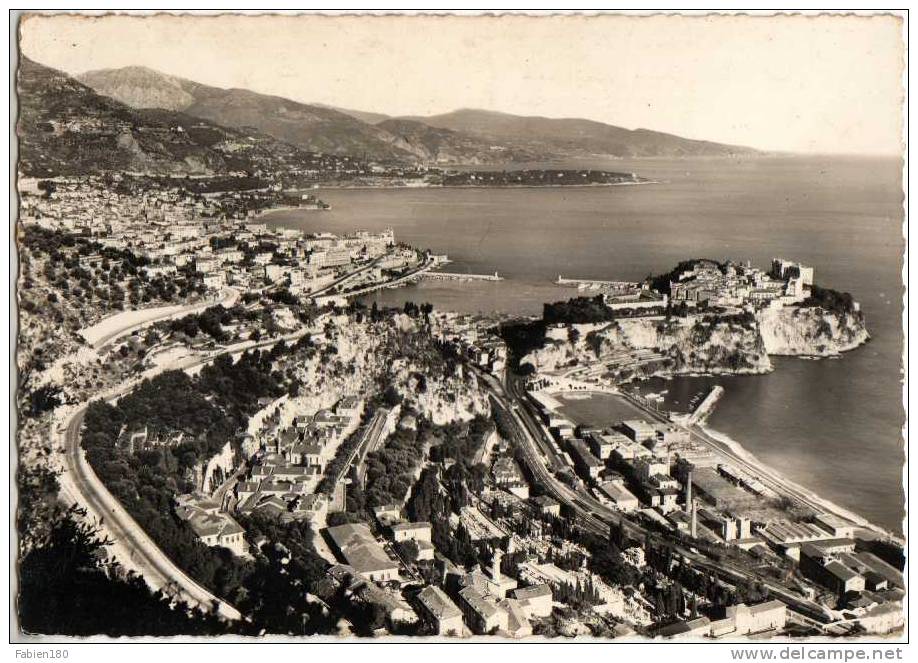 LA PRINCIPAUTE DE MONACO - Vue Générale De Monaco Et Monte-Carlo - Mehransichten, Panoramakarten