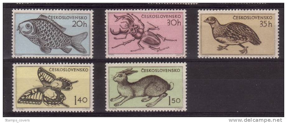 CESKOSLOVENKO MNH** MICHEL 925/29 €20.00 - Unused Stamps