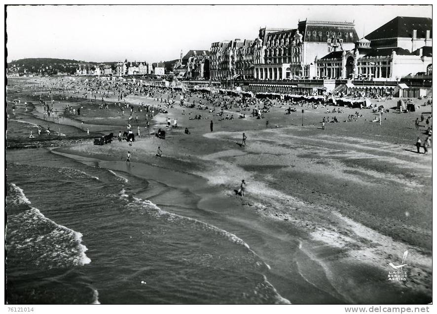 CPSM CABOURG  En Avion La Plage 13 - Pont-l'Evèque