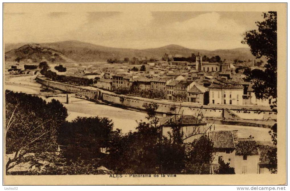 Carte Postale Ancienne - CPA - 30 - ALES - Panorama De La Ville - Alès