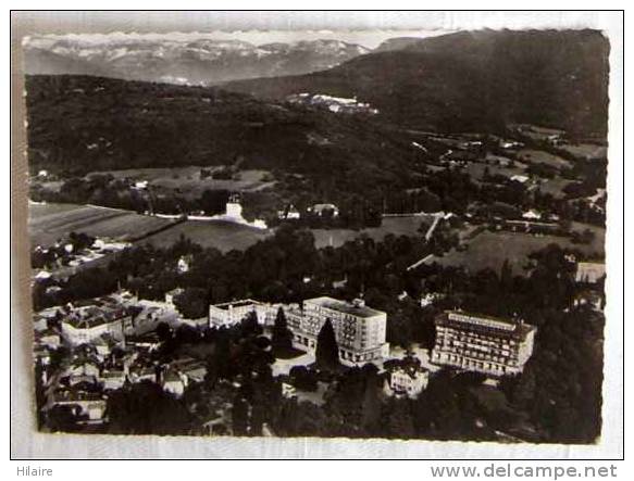 Cpsm 01 DIVONNE LES BAINS Vue Aerienne Sur Grands Hotels Et Monts Du Jura - Divonne Les Bains