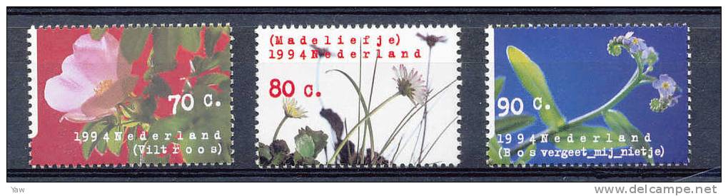 PAESI BASSI  1994  NATURA E AMBIENTE. FIORI SELVATICI. FULL SERIE MNH** YT 1468/70 - Vegetables