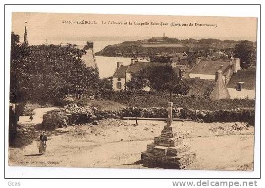 TREBOUL, Le Calvaire Et La Chapelle St Jean - Tréboul