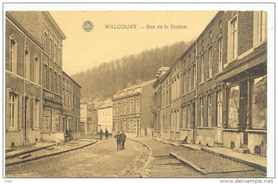 WALCOURT - Rue De La Station  (1026) - Walcourt