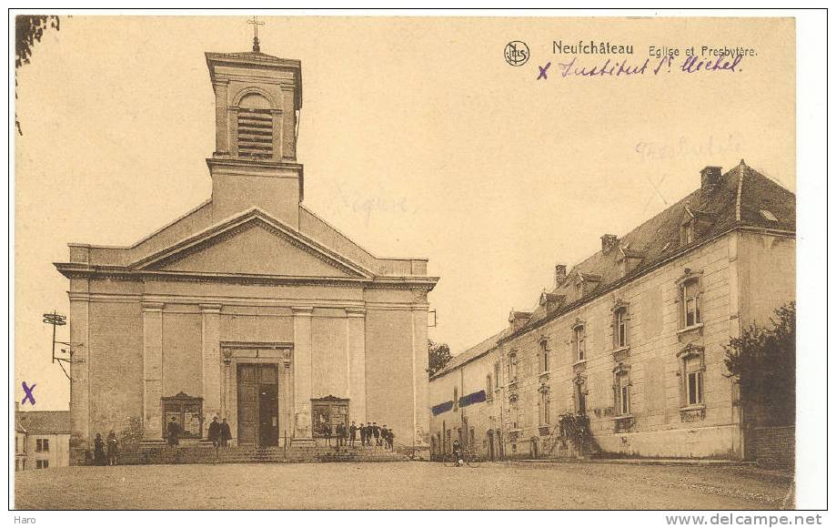 NEUFCHATEAU - Eglise Et Presbytère (1027) - Neufchâteau