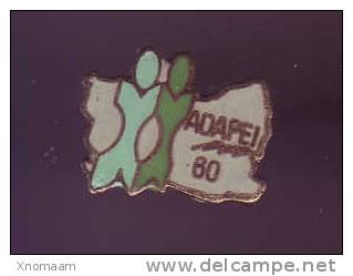 Pin´s ADAPEI 60 Oise - Administración