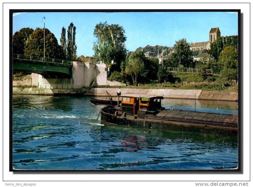 95 AUVERS-sur OISE, Bords De L'Oise Vers L'église, Pont, Péniche, CPSM 10x15, Ed Combier, Dos Vierge - Auvers Sur Oise